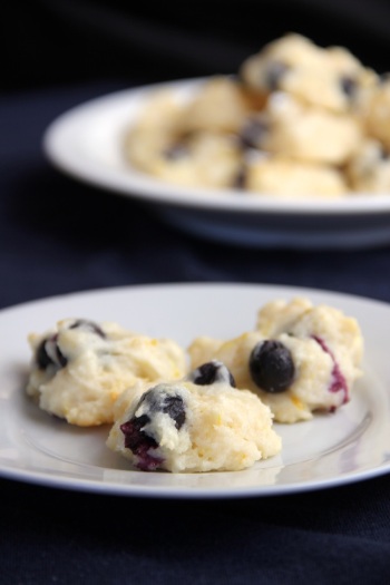 blueberry lemon yogurt cookies